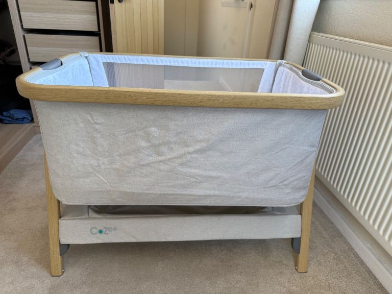 Tutti Bambini CoZee Bedside Crib – Beige, Very Good Condition