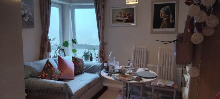 Lovely 55 and over flat in Eastbourne need to swap with similar in London