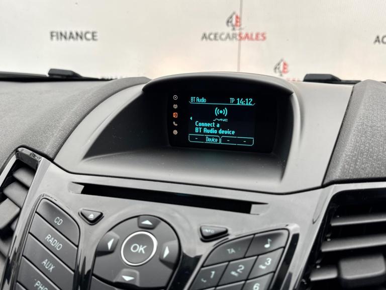 2015 Ford Fiesta 1.0 EcoBoost 140 Zetec S Red 3dr HATCHBACK PETROL Manual