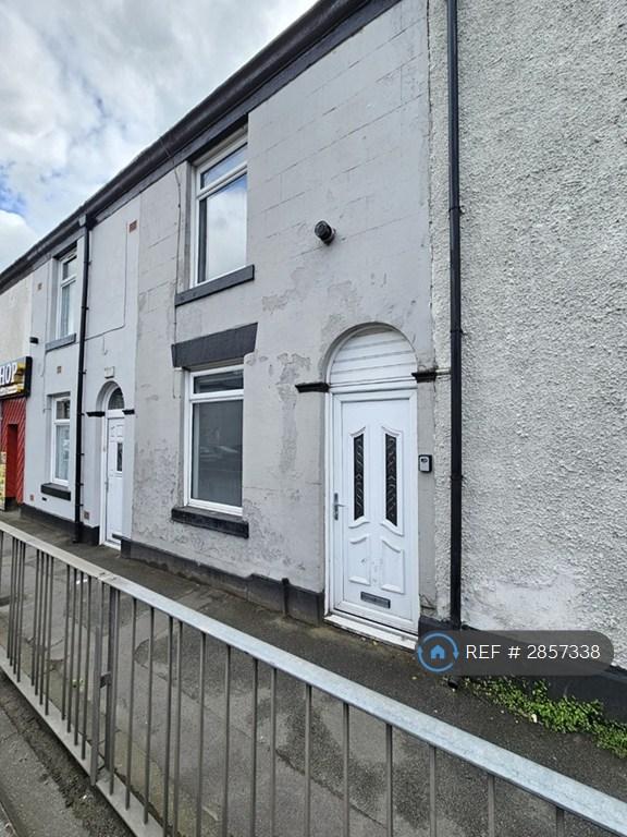 2 bedroom house in Tottington Road, Bury, BL8 (2 bed) (#2857338)