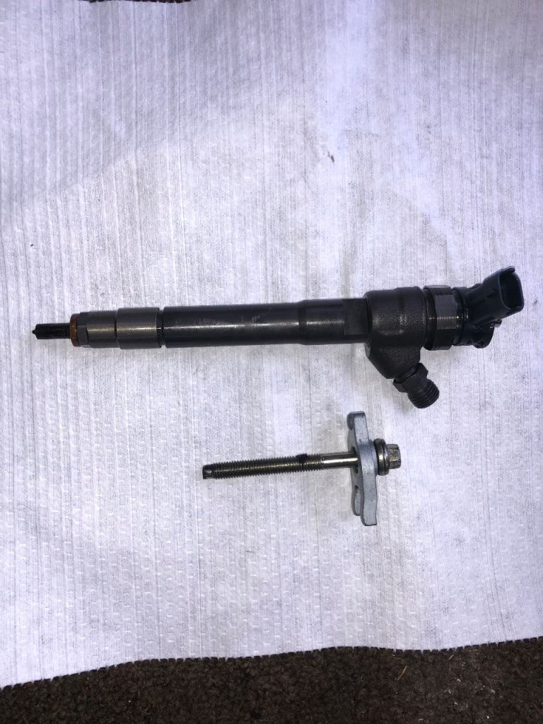 Nissan XTrail 1.6 diesel injector 2016 T32