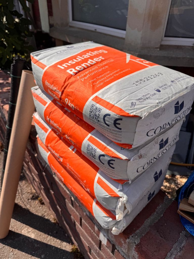 4x bags of Cornerstone Insulating Render
