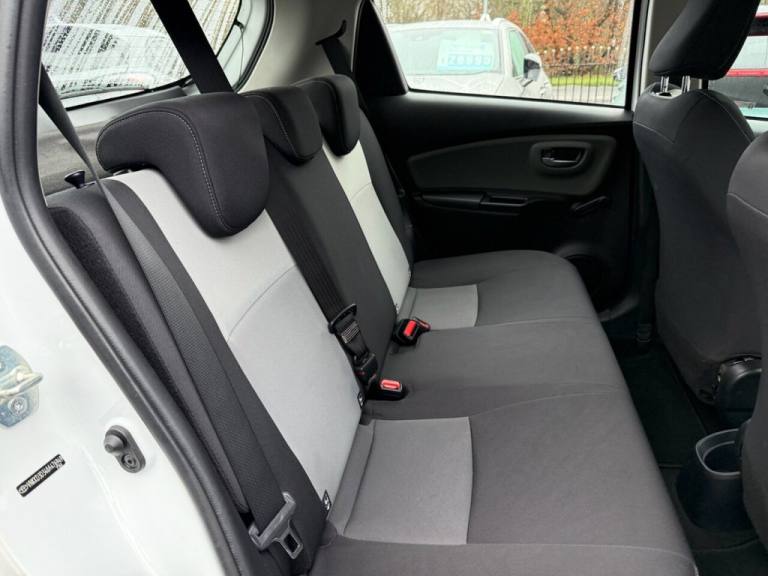 2018 Toyota Yaris 1.5 Hybrid Icon Tech 5dr CVT HATCHBACK PETROL/ELECTRIC Automatic