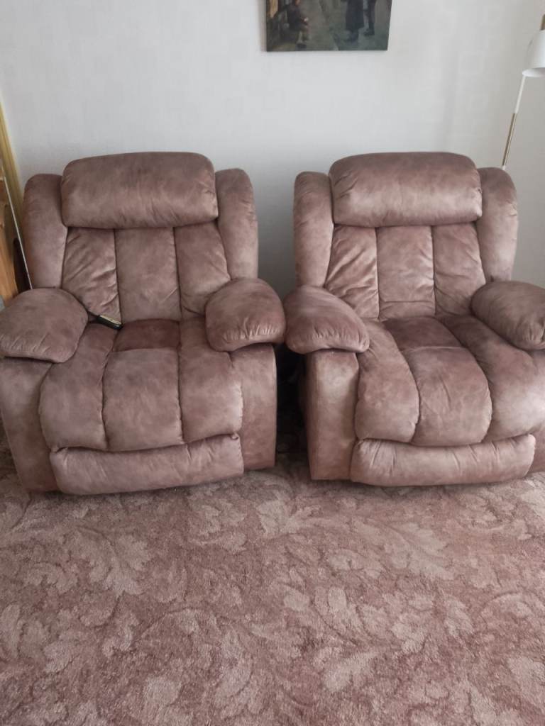 2 heated riser recliner massage chairs