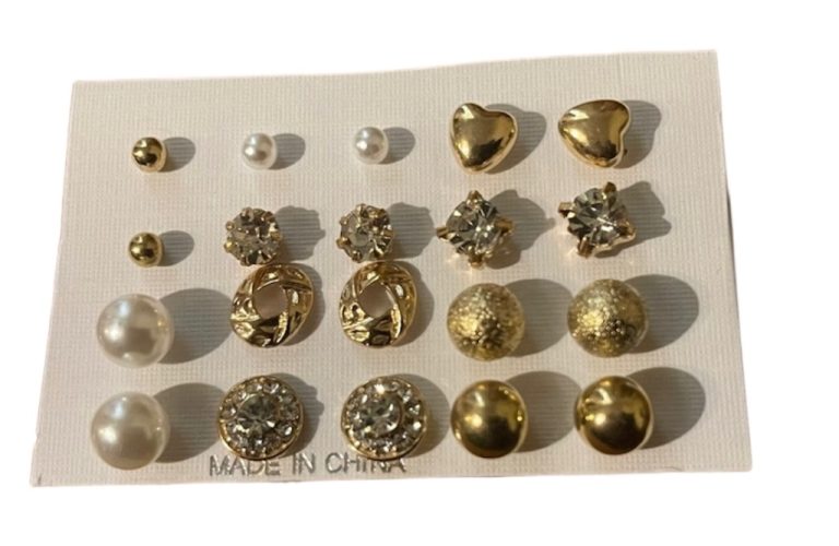 x10 Pairs of Beautiful Earrings / Stunning Assortment Of Earrings £2 the lot