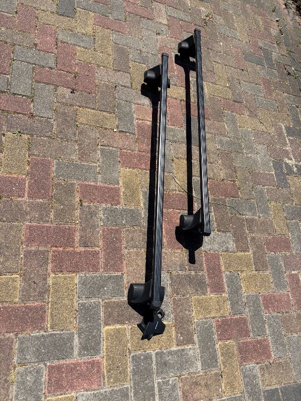 Thule exodus roof bars