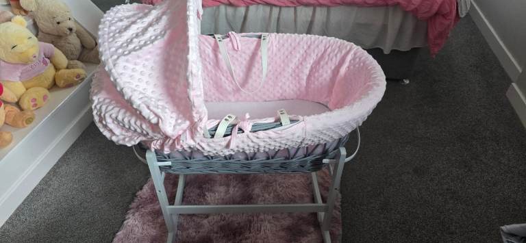 Lovely Pink Moses Basket on Stand – Good Condition
