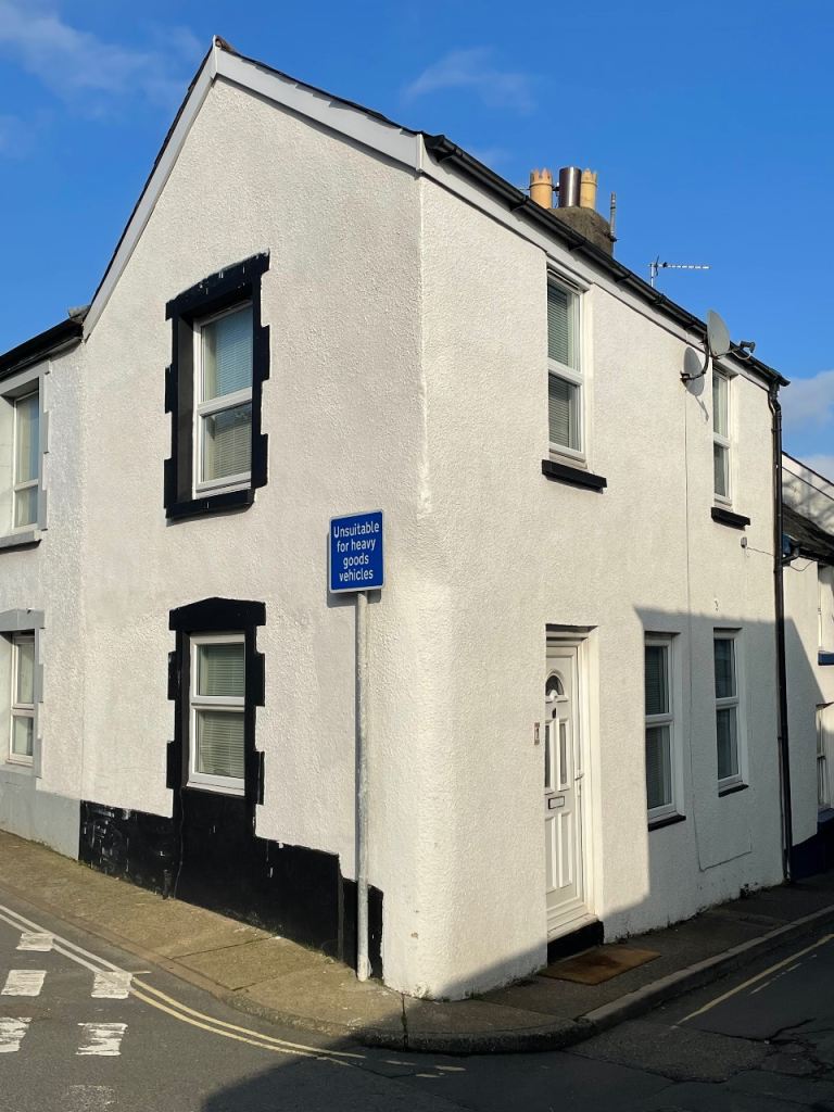 2 Bed End Terrace Cottage House - Bideford, North Devon