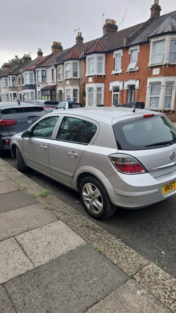 AUTO Vauxhall, ASTRA, Hatchback, 2007,, 1796 (cc), 5 doors