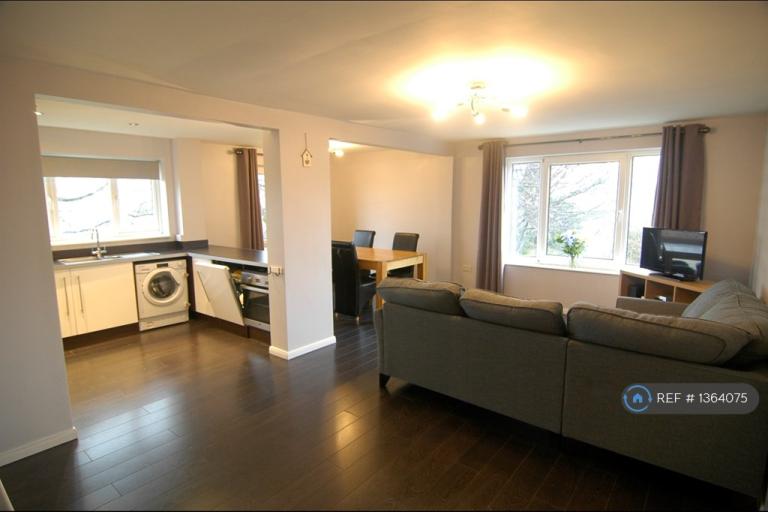 2 bedroom flat in Brinkburn Vale Road, Sheffield, S17 (2 bed) (#1364075)