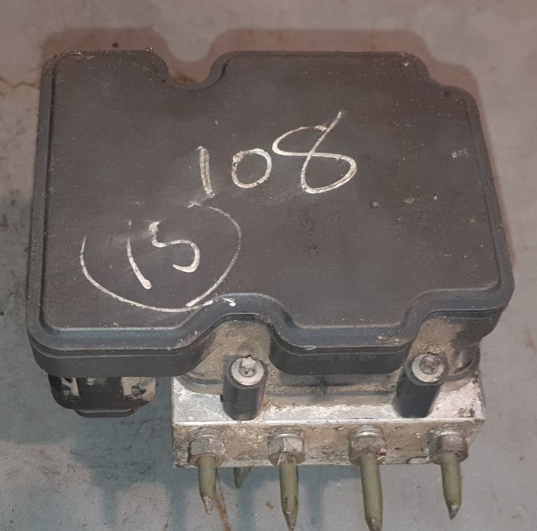 Peugeot 108 ABS Pump 2015