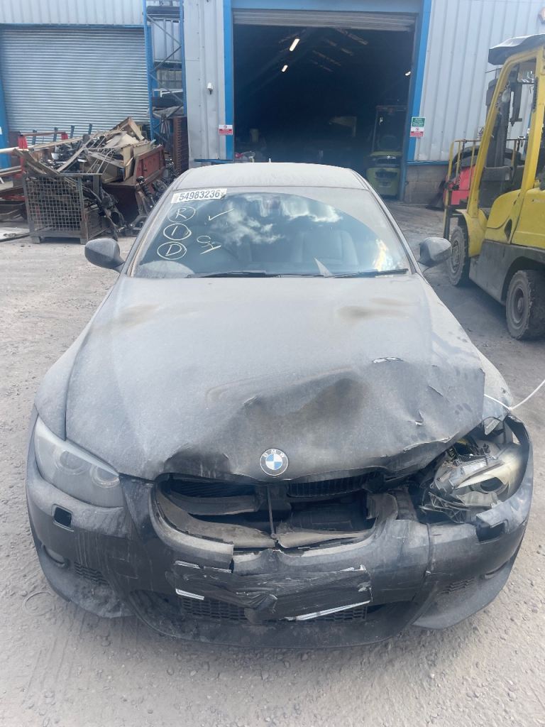 BMW 320D E92 E93 BREAKING FOR PARTS HEADLIGHT WING MIRROR DOOR BOOTLID REAR BUMPER ELECTRONICS
