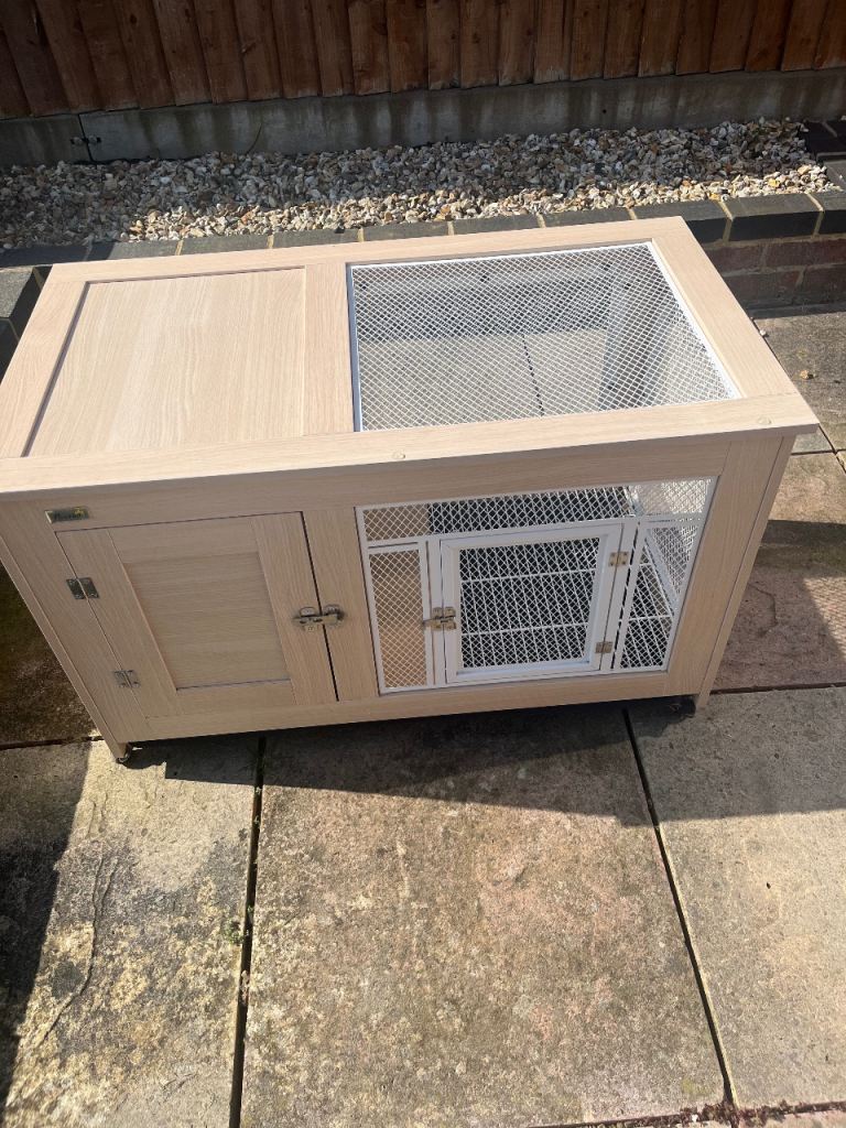Indoor Rabbit Hutch 