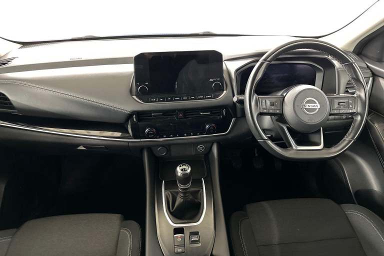2022 Nissan Qashqai 97329 Hatchback Petrol Manual
