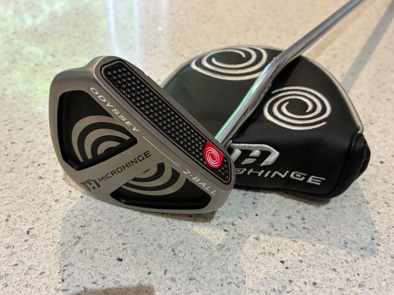 ODYSSEY MICROHINGE 2 BALL PUTTER GOLF CLUB - IMMACULATE CONDITION - RH 34”