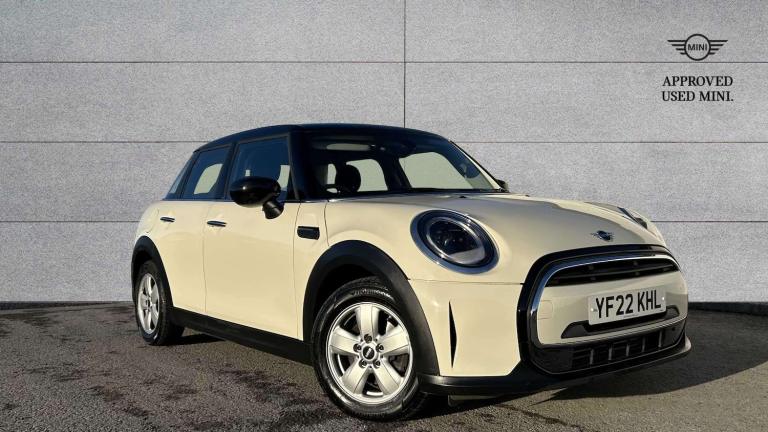 2022 MINI Hatch 1.5 Cooper Classic Premium 5dr Auto Hatchback Petrol Automatic