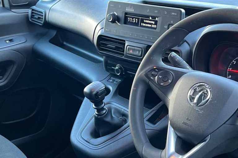 2022 Vauxhall Combo 1.5 Turbo D 2300 Dynamic Panel Van 6dr Diesel Manual L2 H1 Euro 6 (100 ps) Pa...