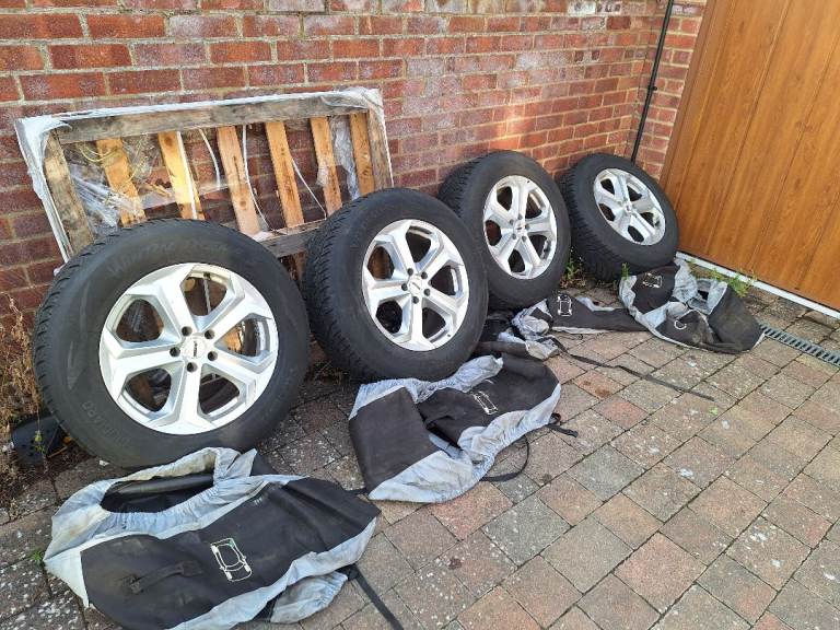 4x Vredestein Winter tyres+Wheels 18" Alloys 5x112 ET27 Audi Q7 VW Touareg