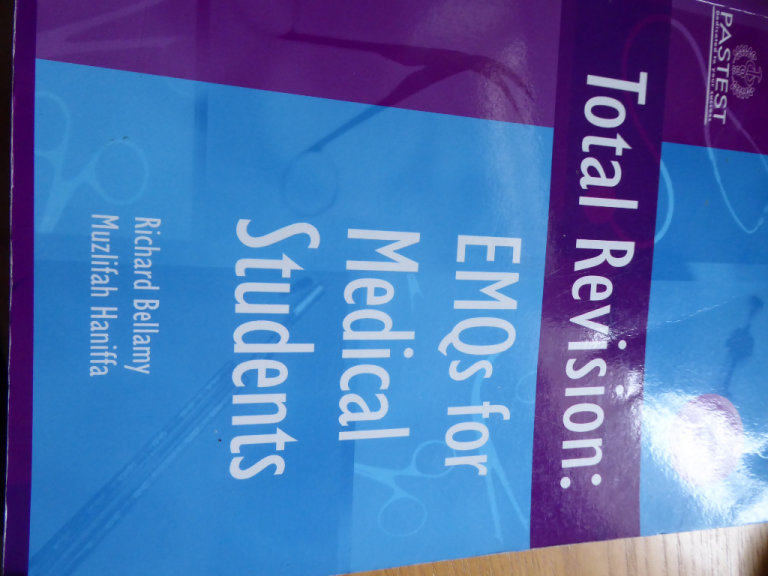 Total Revision: EMQs for Medical Students by Muzlifah Haniffa, Professor Richard