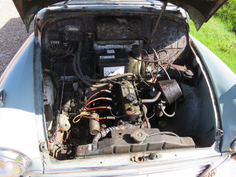 1963 Morris 1100 Traveller winter project Estate Petrol Manual