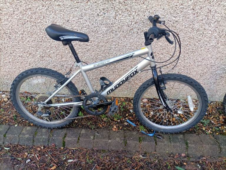 Kids muddyfox bike