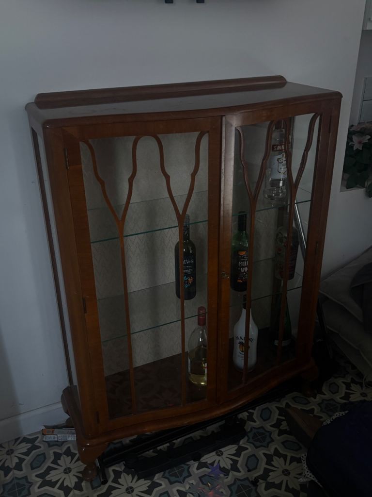 Turnidge vintage display cabinet 