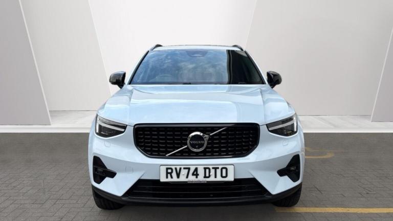 2025 Volvo XC40 Ultra, B4 Mild hybrid, Petrol, Dark Estate Petrol Automatic