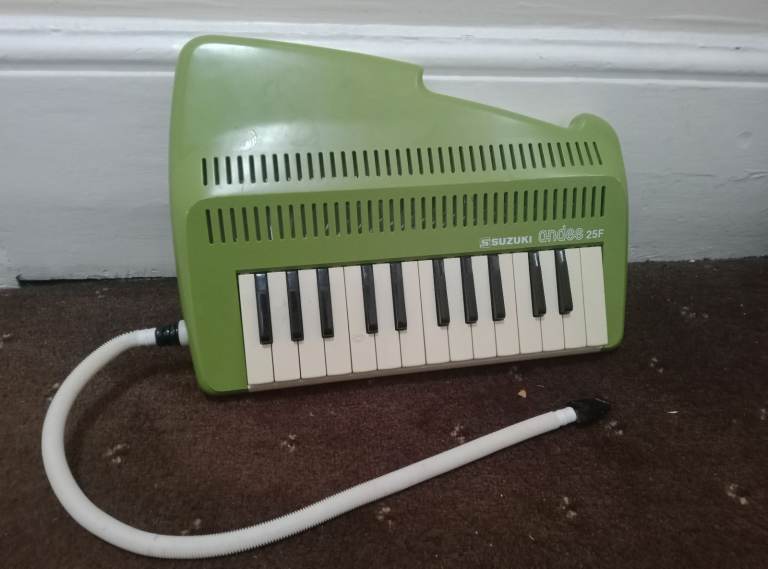 Suzuki A-25F recorder keyboard