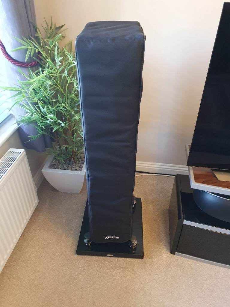 K.E.F. R7 META LOUDSPEAKERS