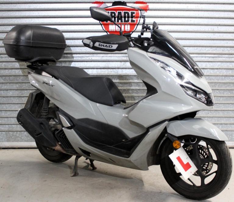 2023 73 HONDA WW PCX 125 A-P TRADE SALE SCOOTER LEARNER LEGAL GREY 9K PCX125