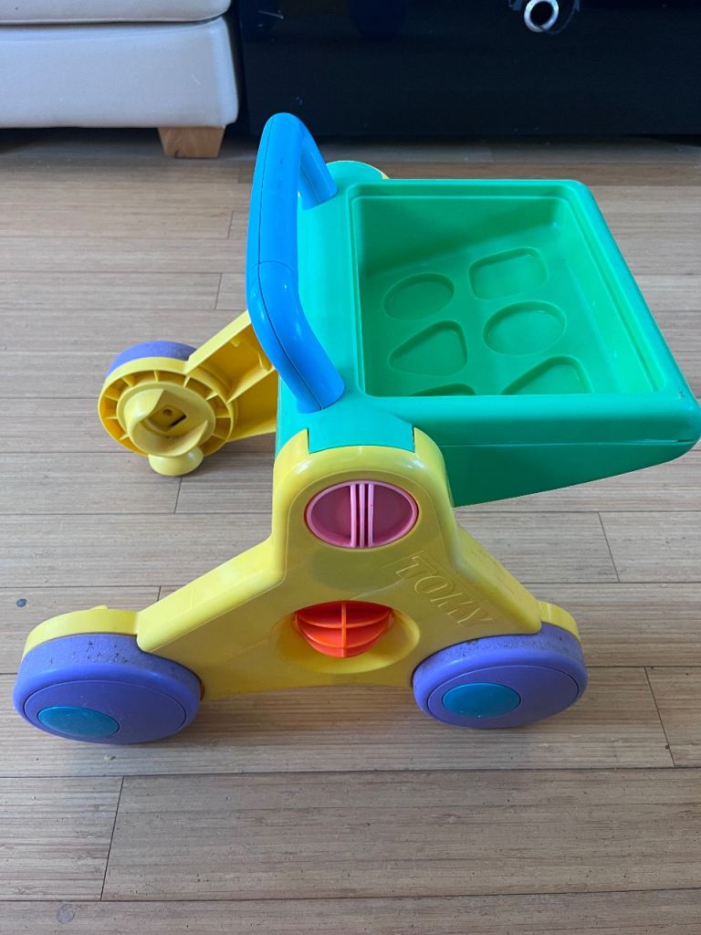 Baby Step Walker £5 (Reading)