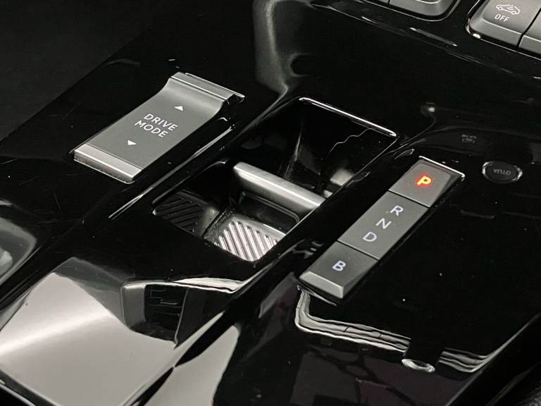 2021 Vauxhall Mokka 100kW Elite Nav Premium 50kWh 5dr Auto SUV ELECTRIC Automatic