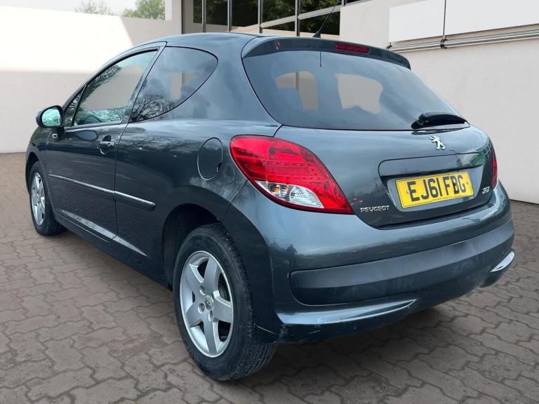 2012 Peugeot 207 1.4 VTi Sportium Euro 5 3dr HATCHBACK Petrol Manual