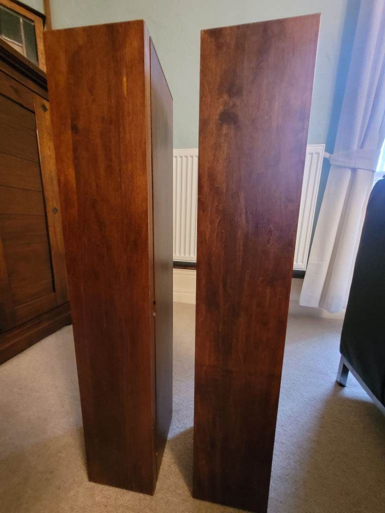 CD/DVD storage tower with doors