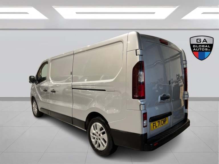 2021 Renault Trafic 2.0 dCi ENERGY 30 Sport LWB Standard Roof Euro 6 (s/s) 5dr PANEL VAN Diesel M...