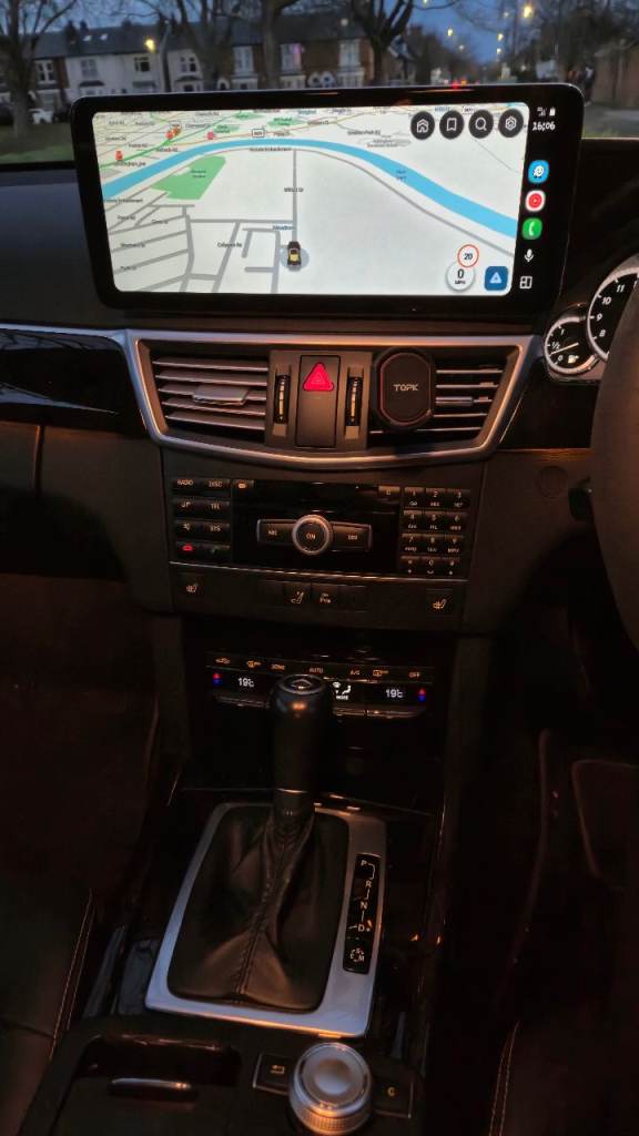 Mercedes-Benz, E CLASS,E250, Saloon, 2011, Semi-Auto, 2143 (cc), 4 doors