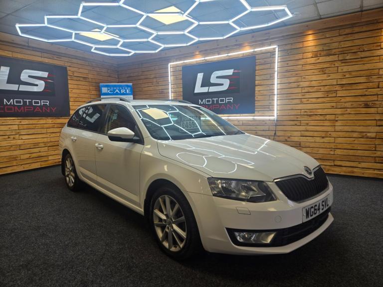 2014 Skoda Octavia 2.0 TDI CR Elegance 4x4 5dr ESTATE Diesel Manual