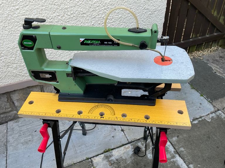Rexonfret saw in excellent working condition 