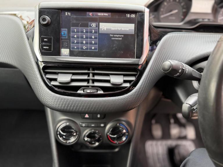 2017 Peugeot 208 1.2 PureTech Allure Euro 6 5dr HATCHBACK Petrol Manual