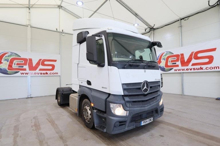 2014 (14 PLATE) Mercedes Benz Actros 1840 4x2 Euro 6 Tractor Units