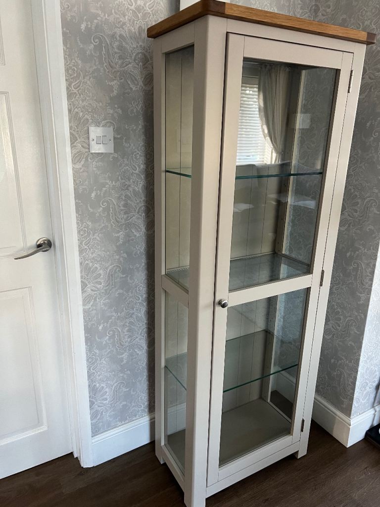 Lovely Cotswold Company Lundy Grey Display Cabinet Unit RRP£700