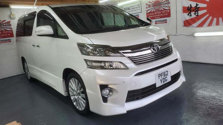 Toyota vellfire lounge 2.4 auto automatic japanese import 2012