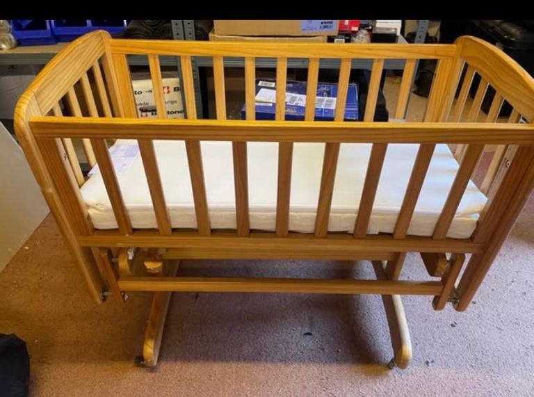 mamas & Papas Rocking Crib