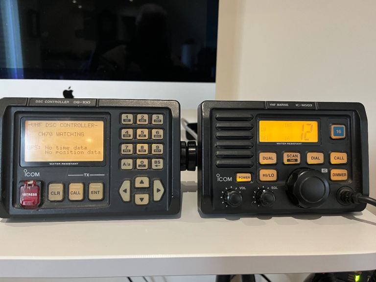 Icom IC-M503 VHF Marine Radio with DS-100 DSC Controller