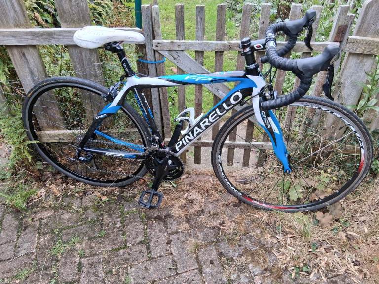 Pinarello fp2 carbon Sky team colours, size small.