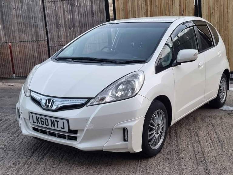 Honda Jazz 2010, 1.3 hybrid petrol - Lovely smooth drive - very low genuine miles