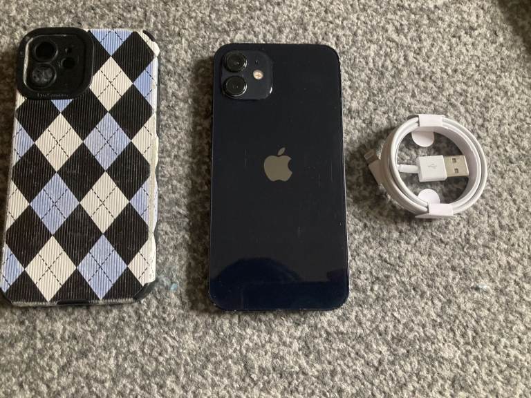 iphone 12 64 gb unlocked full working order battery health 94%