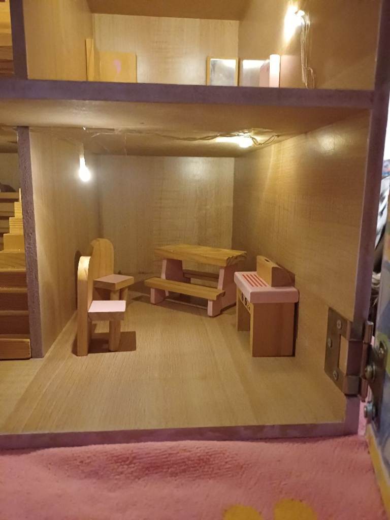 Preloved Wooden Dolls House