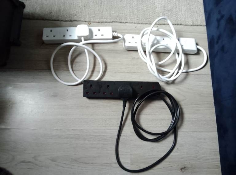 3 x 4-Gang Extension Leads