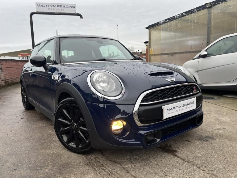 MINI HATCH 2.0 Cooper S 3-Door Hatch in Lapis Luxury Blue 2015